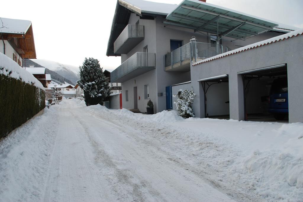 Gerda Wellness Apartment Grinzens Exterior foto